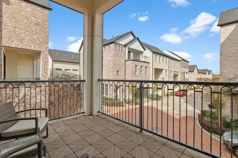 10943 Grove Tree Lane Houston TX 77043