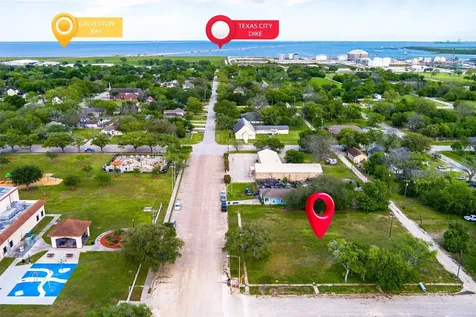 423 3rd Avenue N Texas City TX 77590