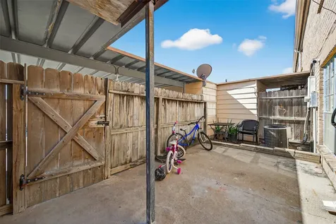 4140 Belle Park Drive 4140 Houston TX 77072