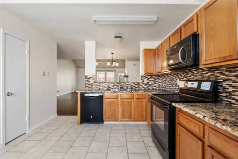 806 N Willow Drive Houston TX 77073