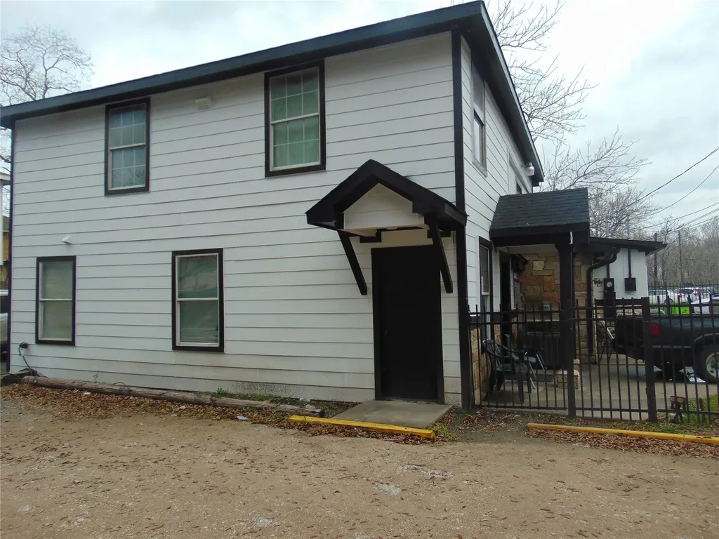 1134 Rosas Street Stafford TX 77477