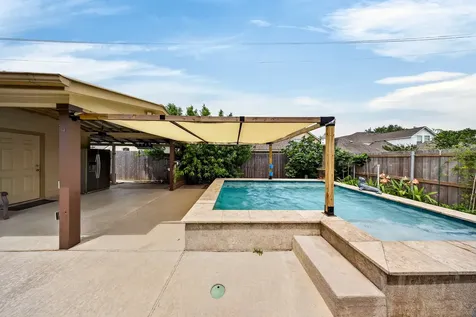 2829 Parkside Village Court Pearland TX 77581