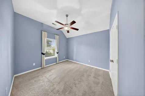 2829 Parkside Village Court Pearland TX 77581