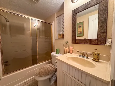 1031 Redfish Street Bayou Vista TX 77563