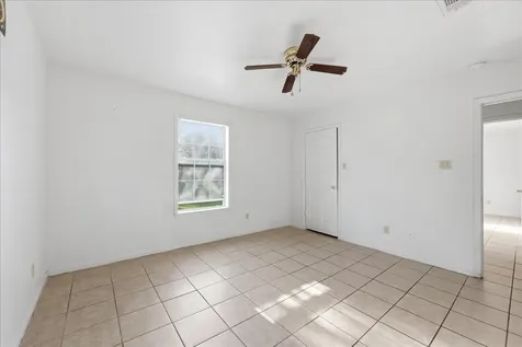 2020 Poplar Street Beaumont TX 77701