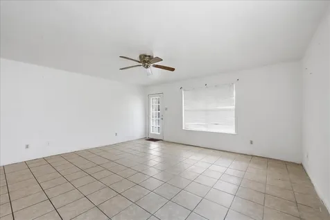 2020 Poplar Street Beaumont TX 77701