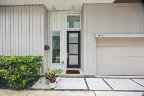 1153 W 17th Street Houston TX 77008