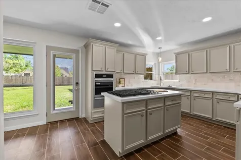 1508 Bayou Oak Drive Friendswood TX 77546