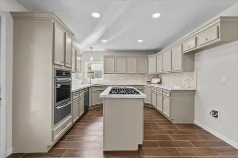 1508 Bayou Oak Drive Friendswood TX 77546