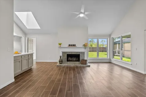 1508 Bayou Oak Drive Friendswood TX 77546