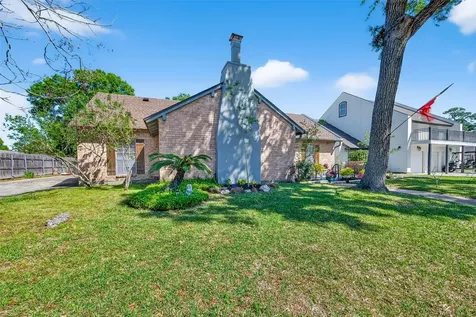 3107 Silver Springs Drive La Porte TX 77571