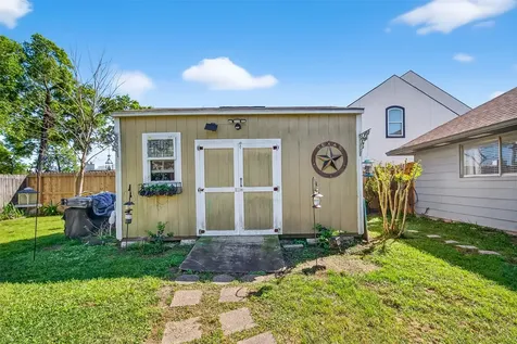 3107 Silver Springs Drive La Porte TX 77571