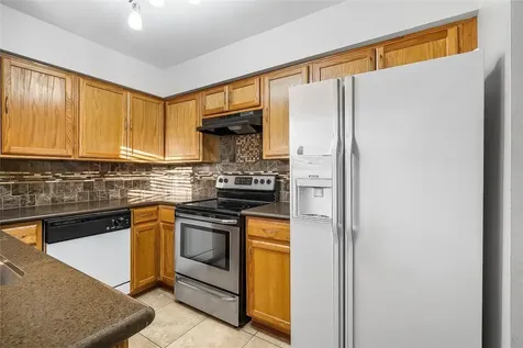 3100 Walnut Bend Lane 116 Houston TX 77042