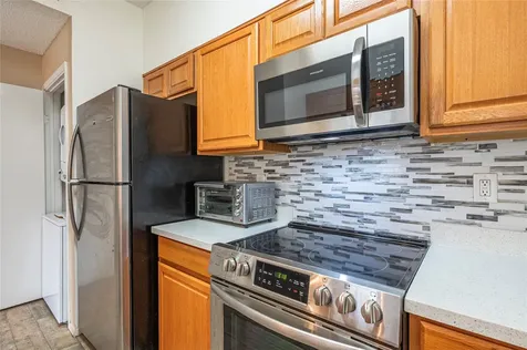 7069 N Holiday Drive Galveston TX 77550