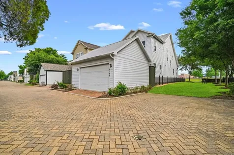 8760 Kempwood Drive Houston TX 77080
