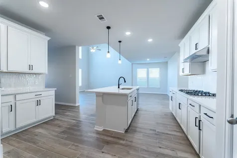 13918 Seneca Lake Texas City TX 77568