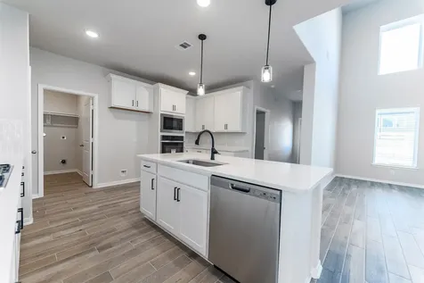 13918 Seneca Lake Texas City TX 77568