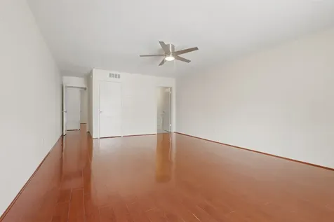 12633 Memorial Drive 170 Houston TX 77024