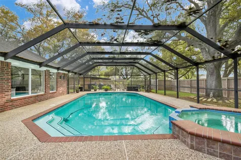 52 Dewberry Court Lake Jackson TX 77566