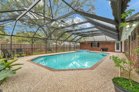 52 Dewberry Court Lake Jackson TX 77566