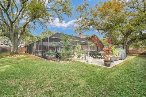 52 Dewberry Court Lake Jackson TX 77566