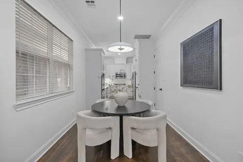 5616 Dolores Street Houston TX 77057
