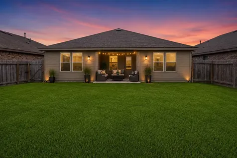 927 Petunia Falls Lane Rosharon TX 77583