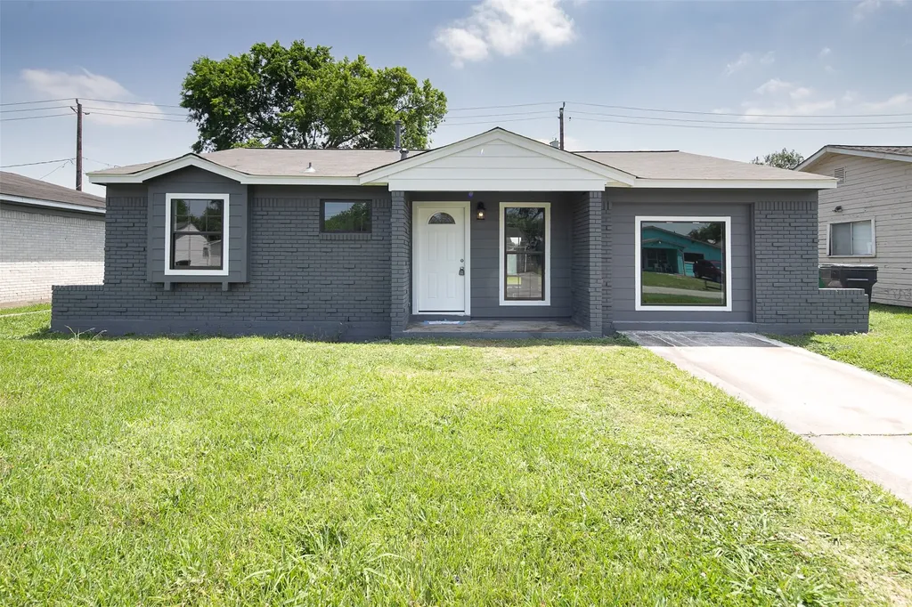 3309 Proswimmer Street Houston TX 77088