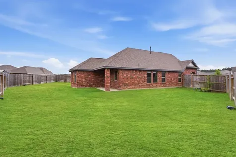 313 Violet Crown Lane New Caney TX 77357