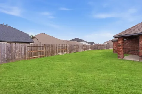 313 Violet Crown Lane New Caney TX 77357
