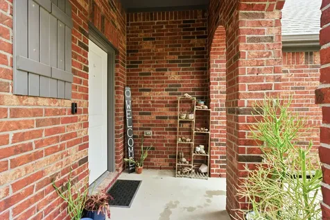 313 Violet Crown Lane New Caney TX 77357
