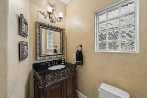 3411 Banbury Place Houston TX 77027