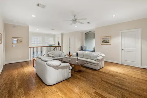 3411 Banbury Place Houston TX 77027