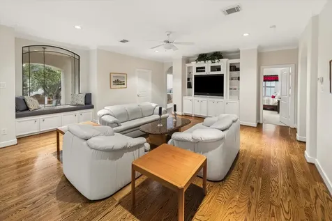 3411 Banbury Place Houston TX 77027