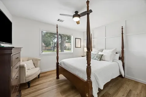 12219 Rocky Knoll Drive Houston TX 77077