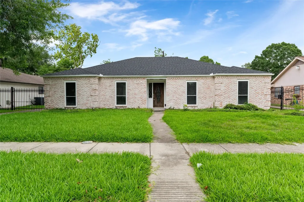 6206 Yarwell Drive Houston TX 77096