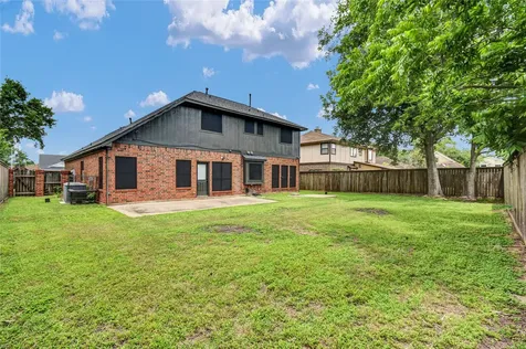 55 Sweetleaf Court Lake Jackson TX 77566
