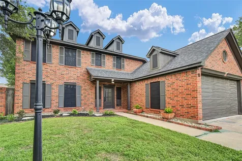 55 Sweetleaf Court Lake Jackson TX 77566