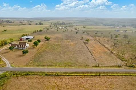 13400 Cr 315 Navasota TX 77868
