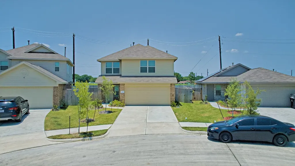 4207 Palmetto Grove Lane Baytown TX 77521