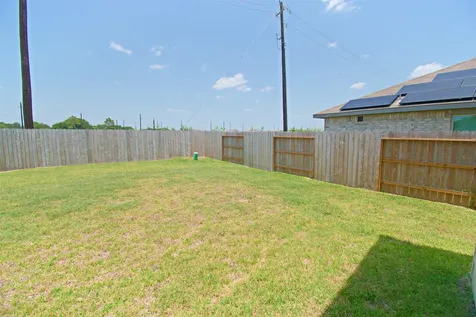 4207 Palmetto Grove Lane Baytown TX 77521