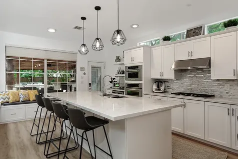 22 Classic Oaks The Woodlands TX 77382