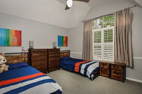 22 Classic Oaks The Woodlands TX 77382