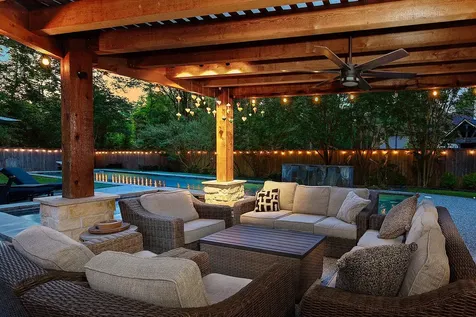 22 Classic Oaks The Woodlands TX 77382