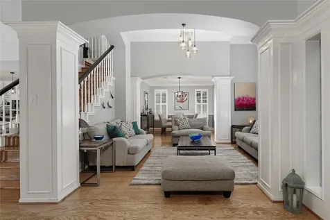 22 Classic Oaks The Woodlands TX 77382