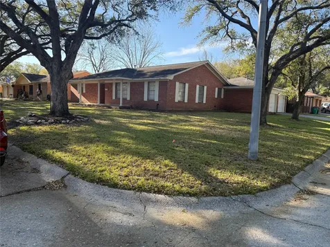 2206 Palomar Street Baytown TX 77520