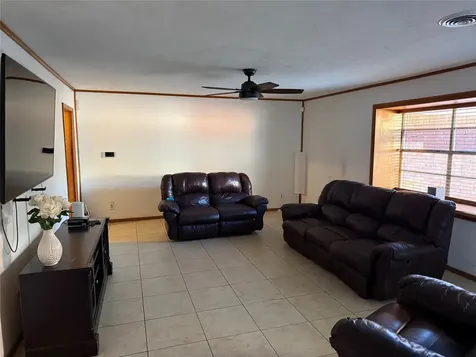 2206 Palomar Street Baytown TX 77520