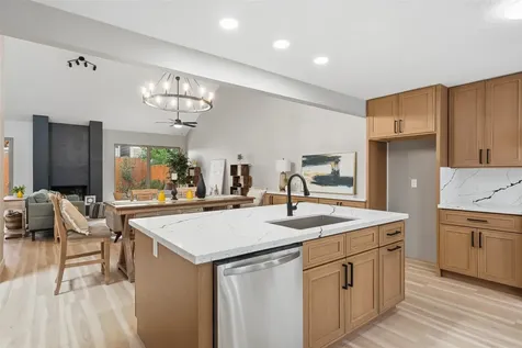 2026 Ashford Hollow Lane Houston TX 77077