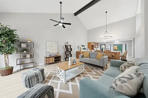 2026 Ashford Hollow Lane Houston TX 77077