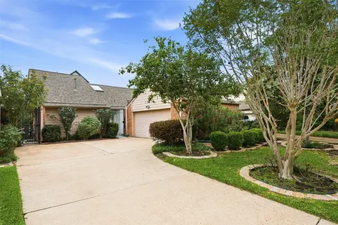 2026 Ashford Hollow Lane Houston TX 77077